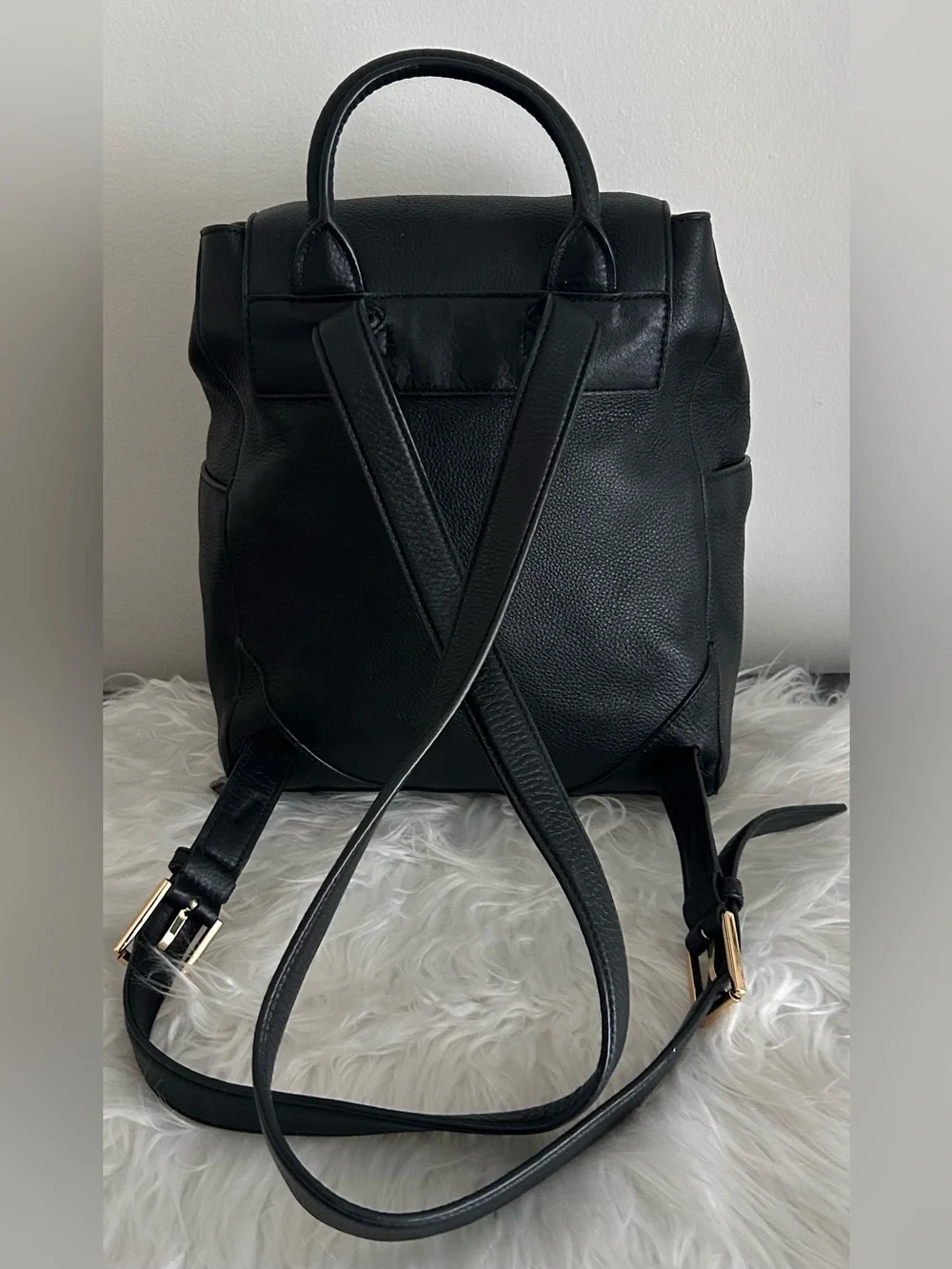 Tory Burch Black Leather Backpack Gold Logo Pebbled Convertible Bag